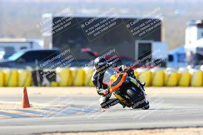 media/Feb-12-2022-SoCal Trackdays (Sat) [[3b21b94a56]]/Turn 2 (1045am)/